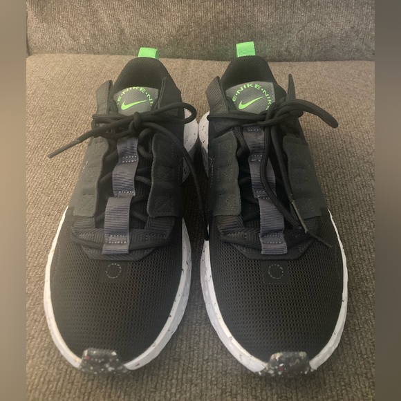 Nike crater impact - Picture 9 of 11